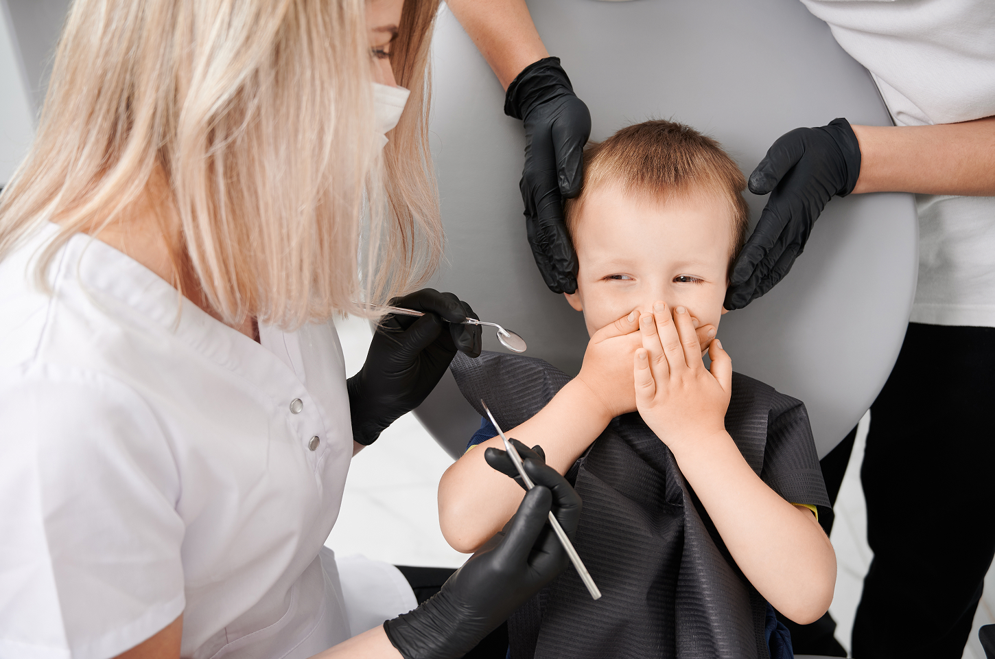 little boy dentist chair